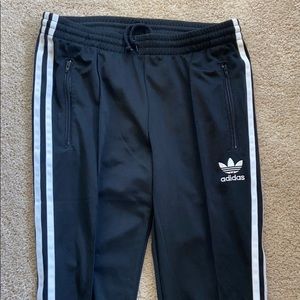 Adidas  women’s track pants skinny leg
